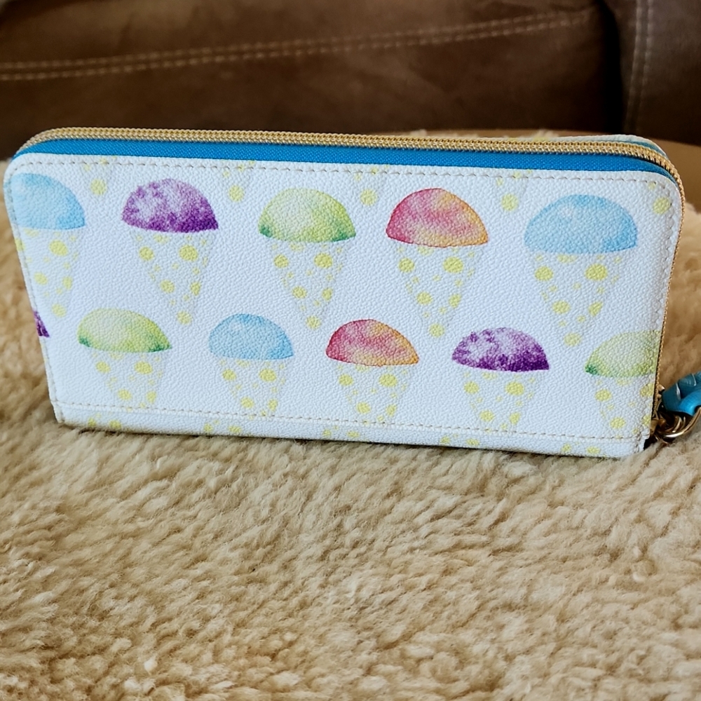 NWT Dooney & Bourke Snow Cone Large Zip Around Wallet/Wristlet ❄️ - Picture 7 of 16